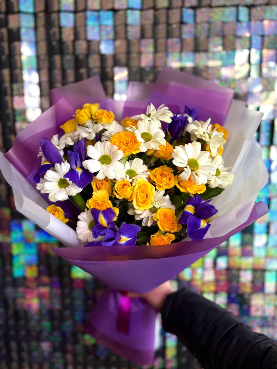 Букет с ирисами